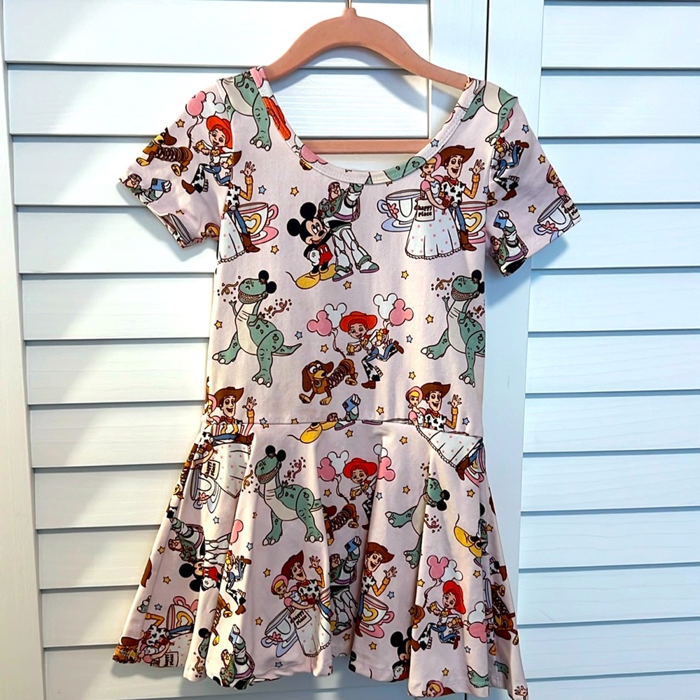 WRK Skirted Leo size 7/8 fits like 6T wore once excellent condition